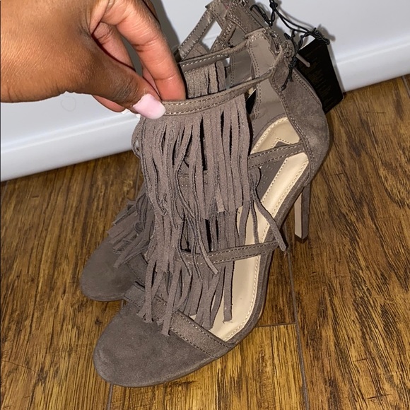 F21 Taupe Fringe heels- NWT - Picture 3 of 5